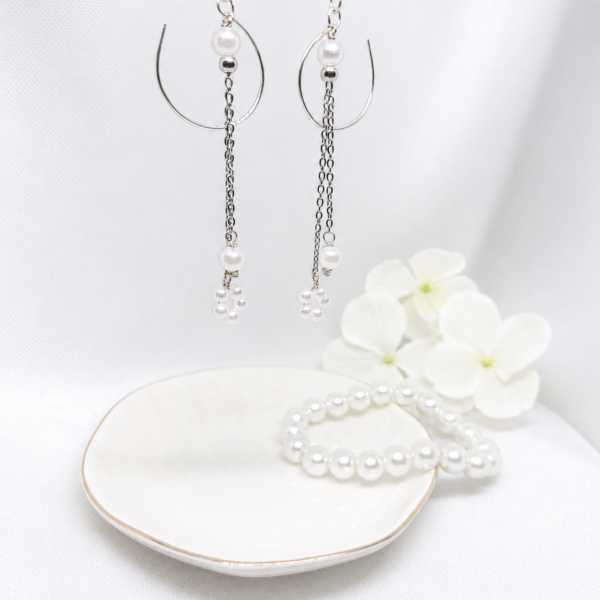 Hanging Pearls